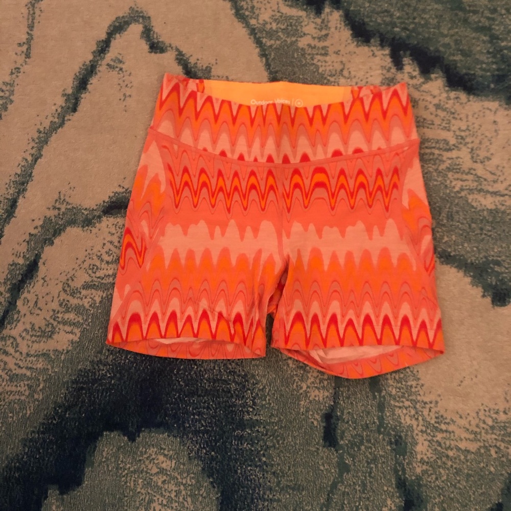 NWOT Outdoor Voices SweatTech Shorts